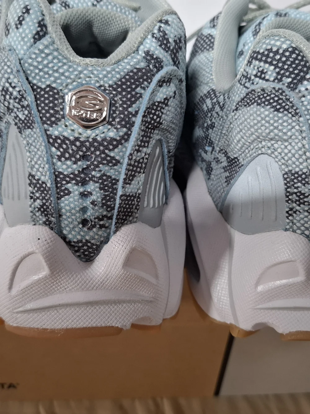 Nike Light Blue Gray Patterned Lace-Up Sneakers